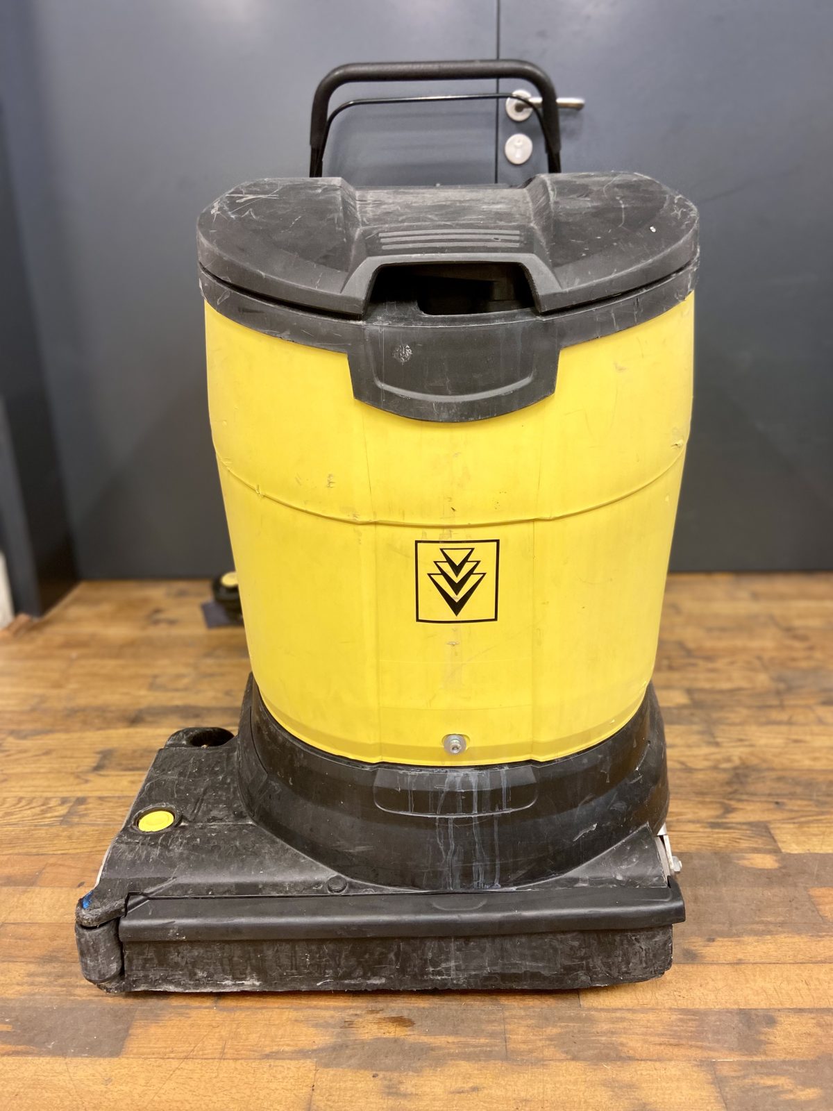 image00004 Karcher talni čistilec BR 55/40 W Bp Pack ( polirno-ribalni stroj ) - slika 4