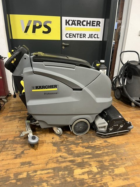 IMG_3981 Ribalno-Sesalni stroj Karcher B 80 W - slika 1